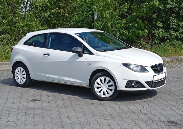 Seat Ibiza cena 13900 przebieg: 153000, rok produkcji 2010 z Świdnica małe 46